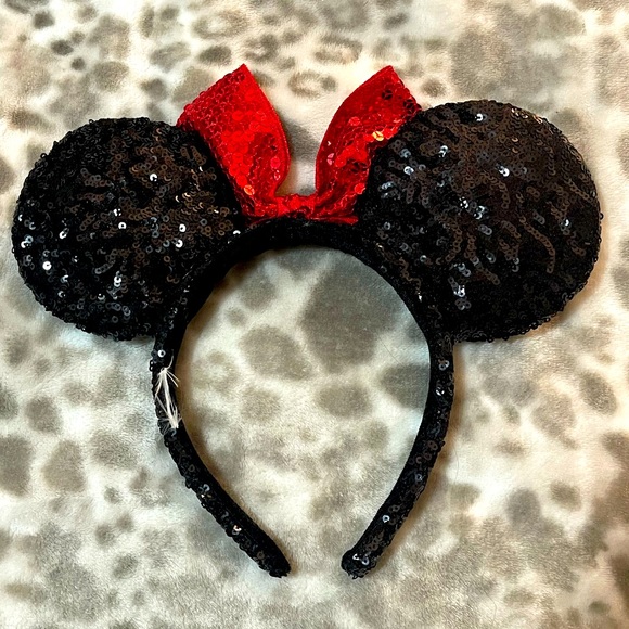 DISNEY | Original Disney Parks Black Sequin Minnie Mouse Ears Headband Red Bow main image 4